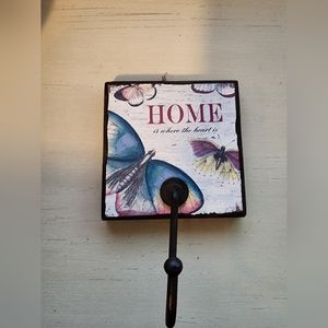 Pier1 "Home is where the heart is" Key Holder with hook